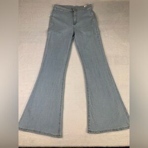 Light Denim Stretch Super Flare Bell Bottom Jeans Hippie size large never use